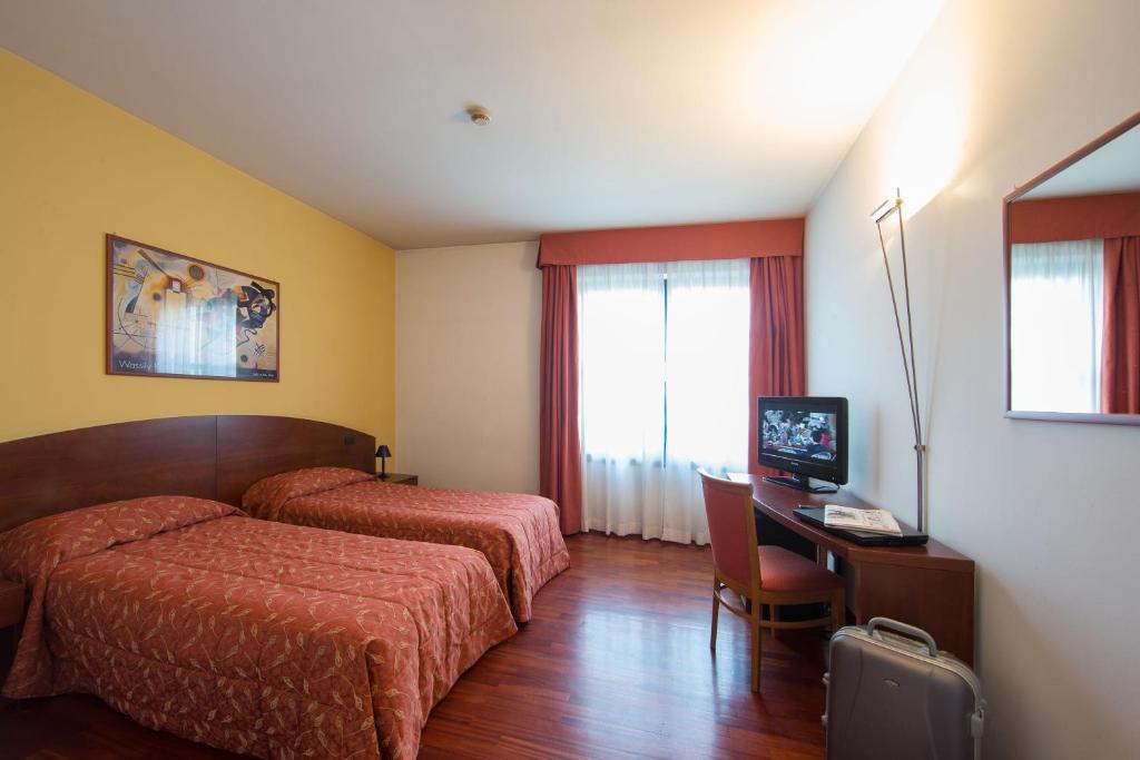 Hotel La Cascata Azzano San Paolo Δωμάτιο φωτογραφία